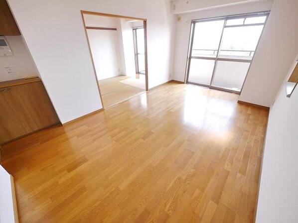 オクトス市ヶ尾1番館の物件内観写真